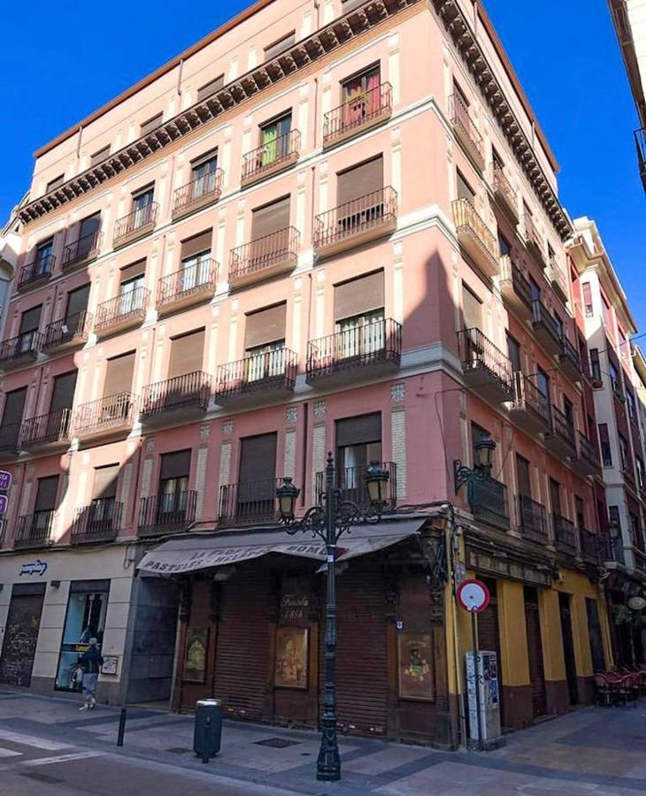 Az The Old Town Hostel - Coliving 사라고사 외부 사진